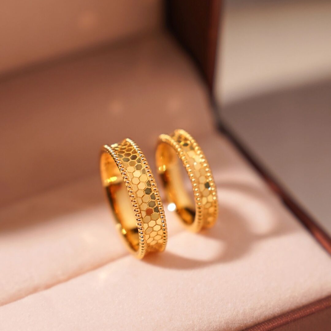 Bague en accent d'abeille en o - Men'S Accessories Dubai avis et prix